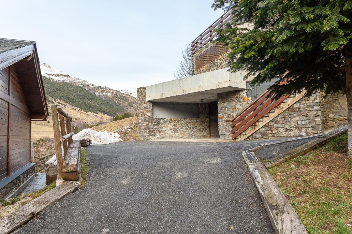 Renovada Con Vistas Naturales Increibles I Andbnb Canillo